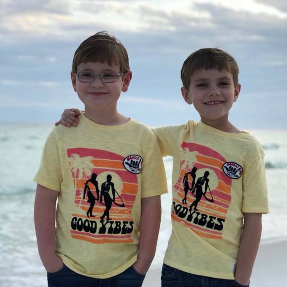 Meet your Posher, Amy - Picture 2 of 2